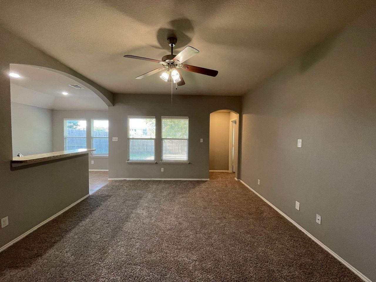 4533 Wheatland Dr - Photo 5 of 35