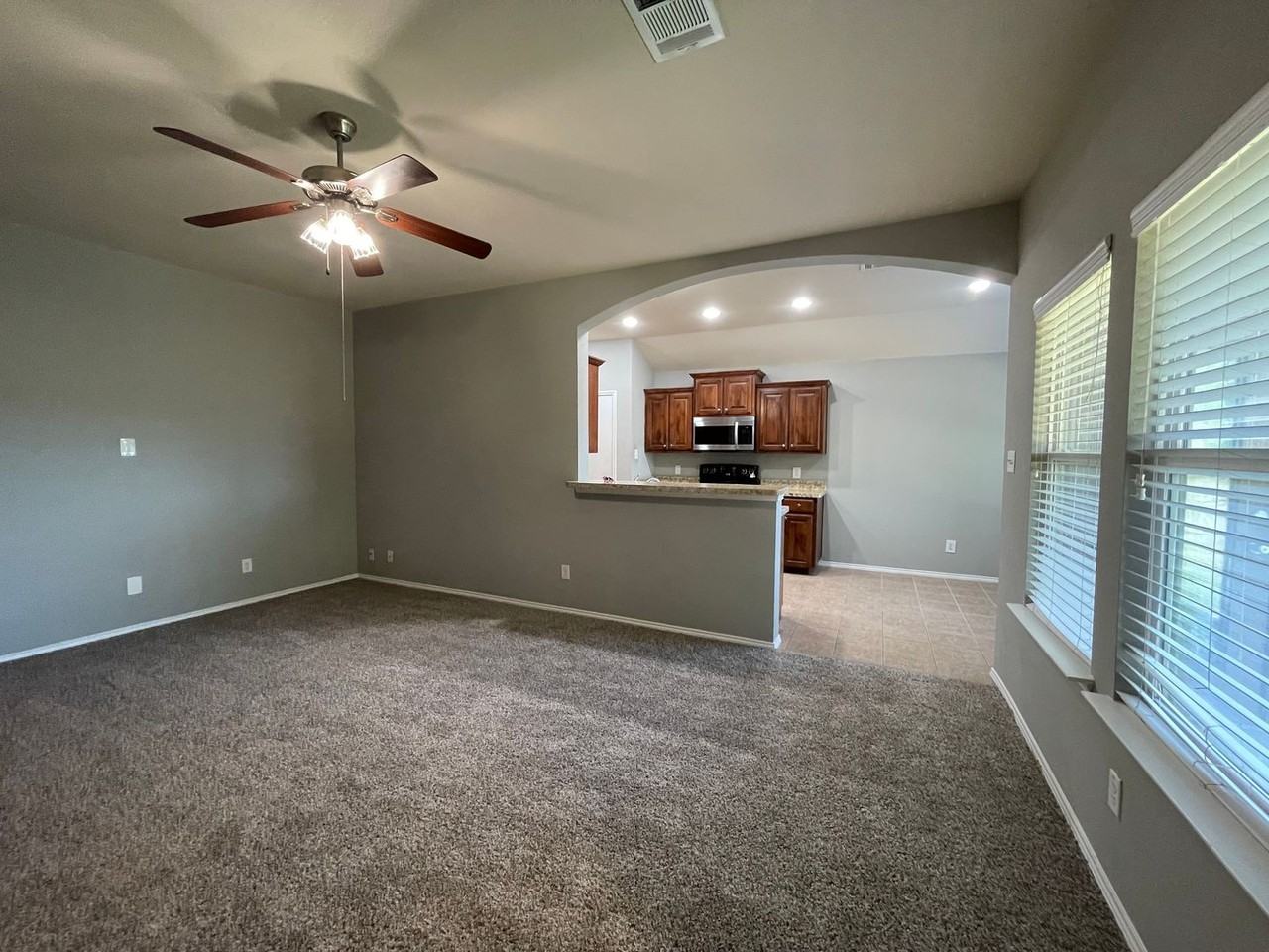 4533 Wheatland Dr - Photo 6 of 35