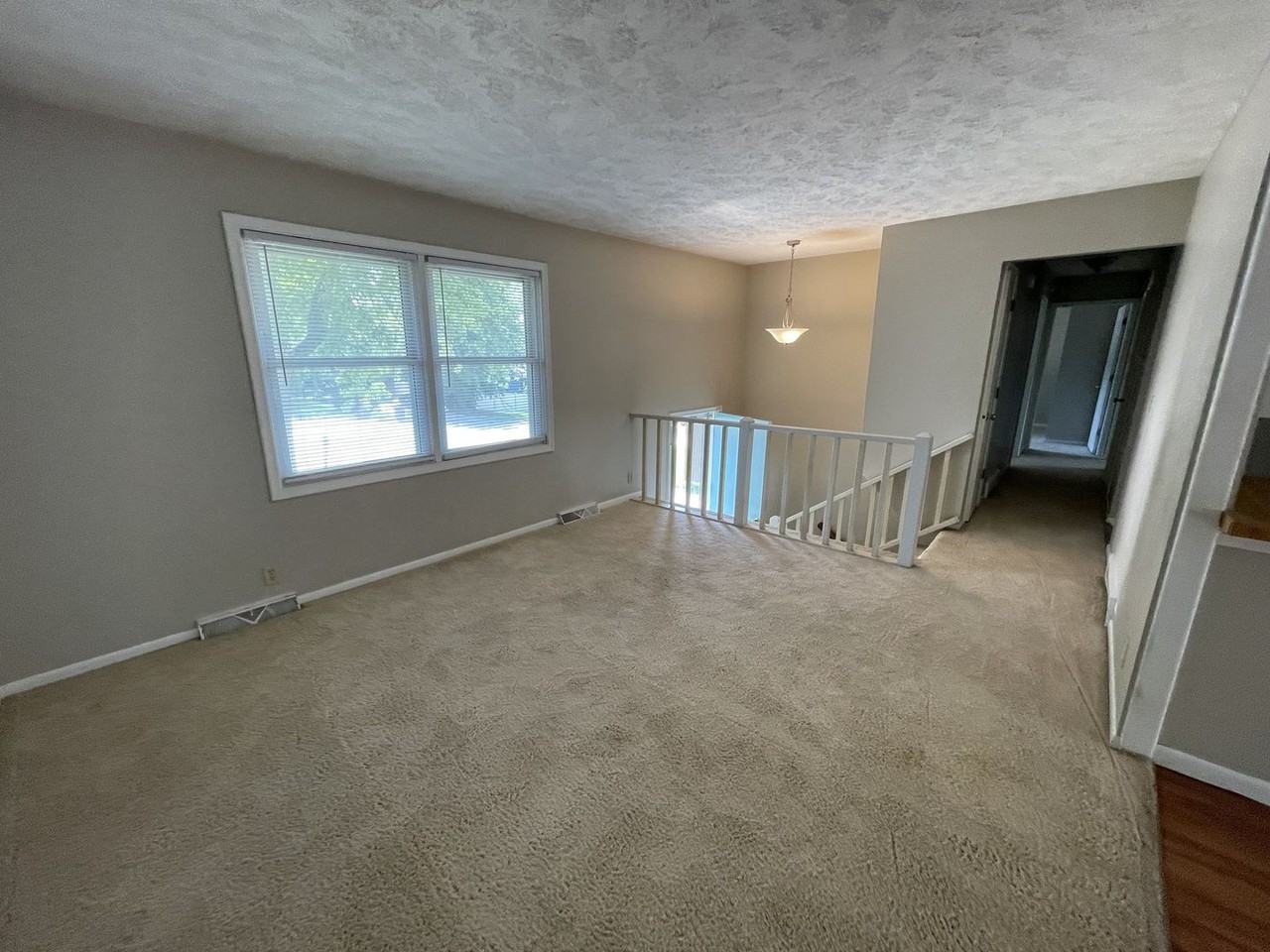 15112 Lincoln Cir - Photo 2 of 14