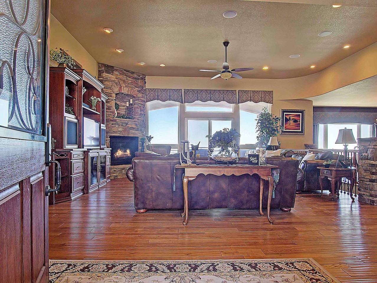 7975 Ruststone Ct - Photo 7 of 42