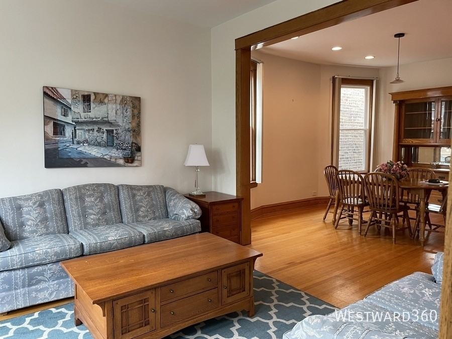 2714 N Albany Ave #2 - Photo 3 of 16