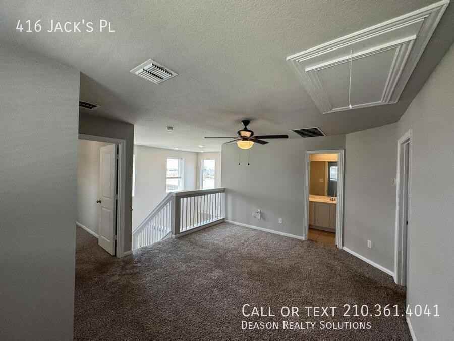 416 Jacks Pl - Photo 3 of 27