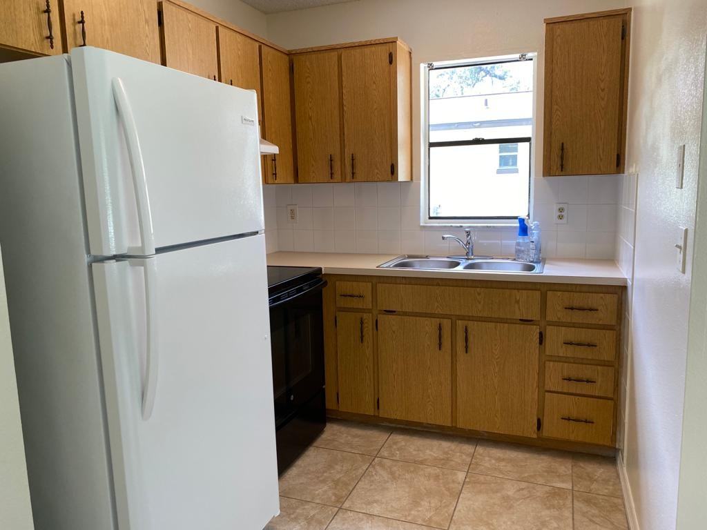10320 Usher St - Photo 7 of 20