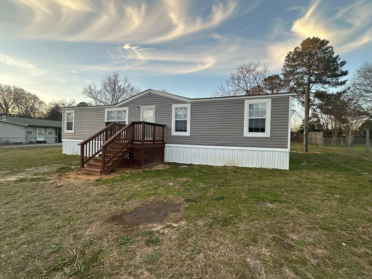 118 Little Farm Ln - Photo 2 of 18