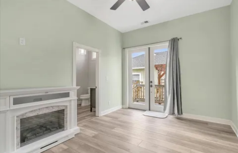 700 3rd St - Photo 5 of 8