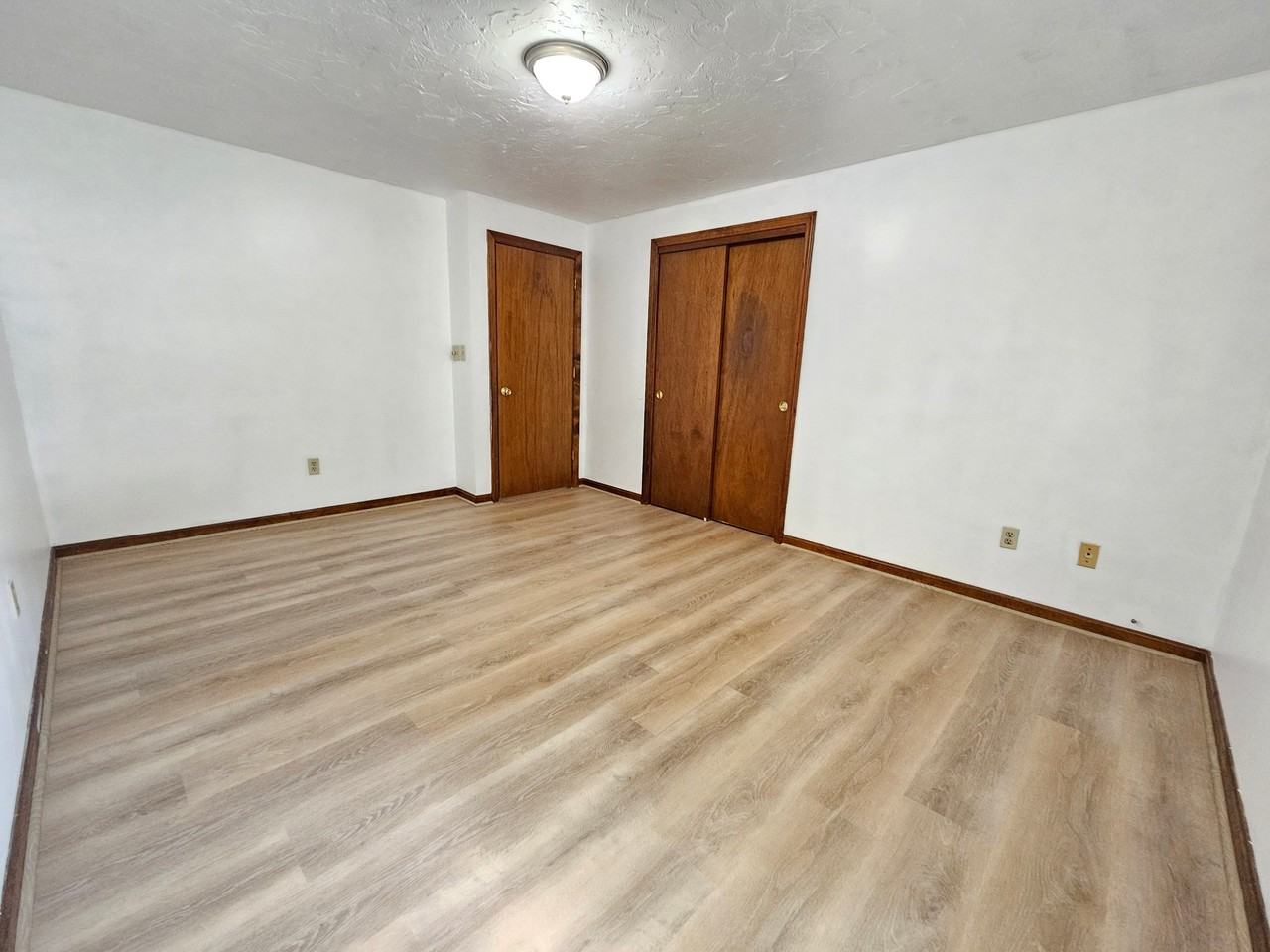 22 Andrea Dr #22 - Photo 6 of 12