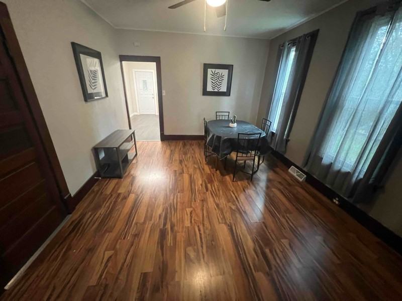 2279 Foye St - Photo 3 of 12