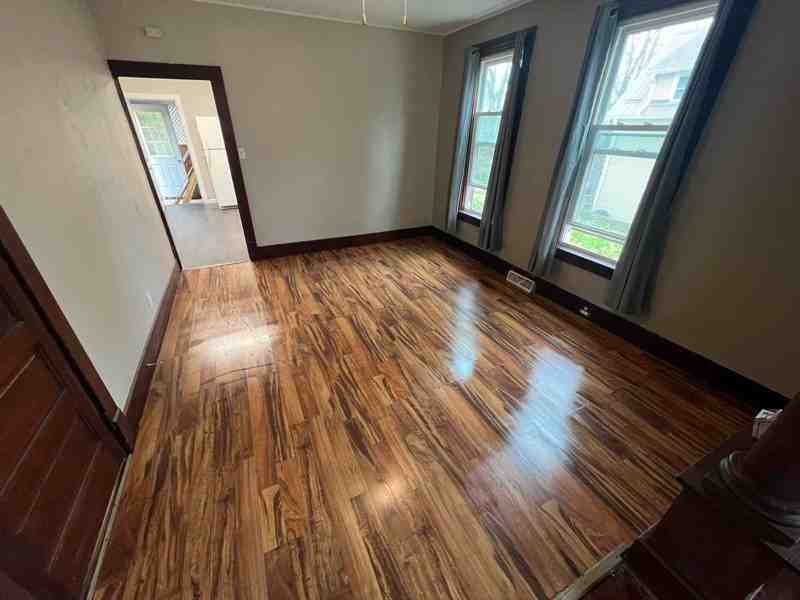 2279 Foye St - Photo 4 of 12