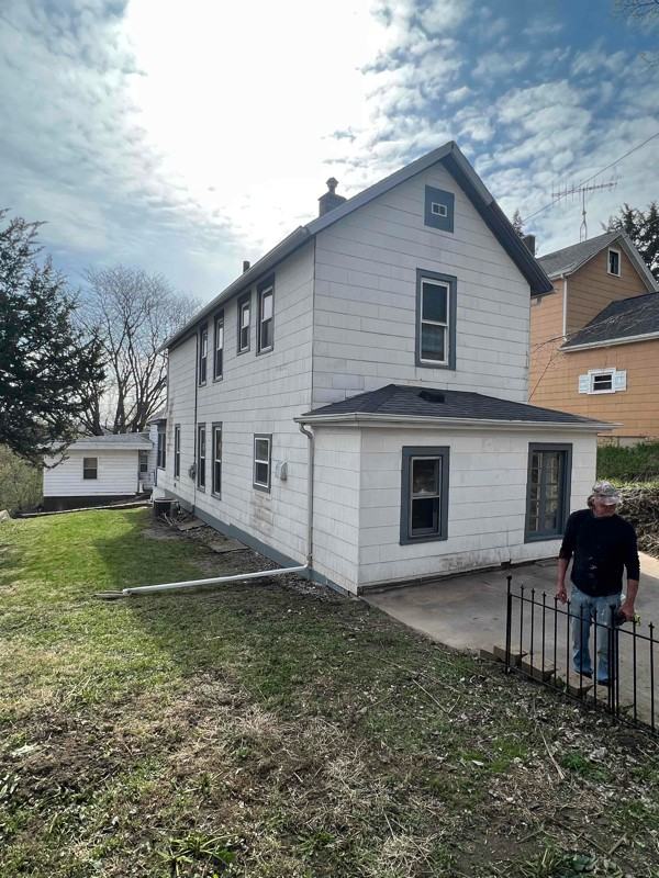 2279 Foye St - Photo 6 of 12