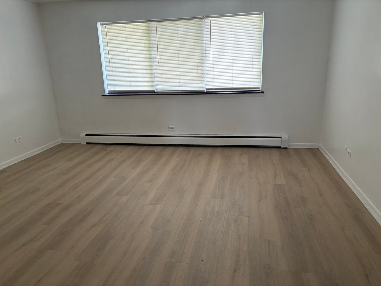 12418 S Harding Ave #2W - Photo 2 of 2