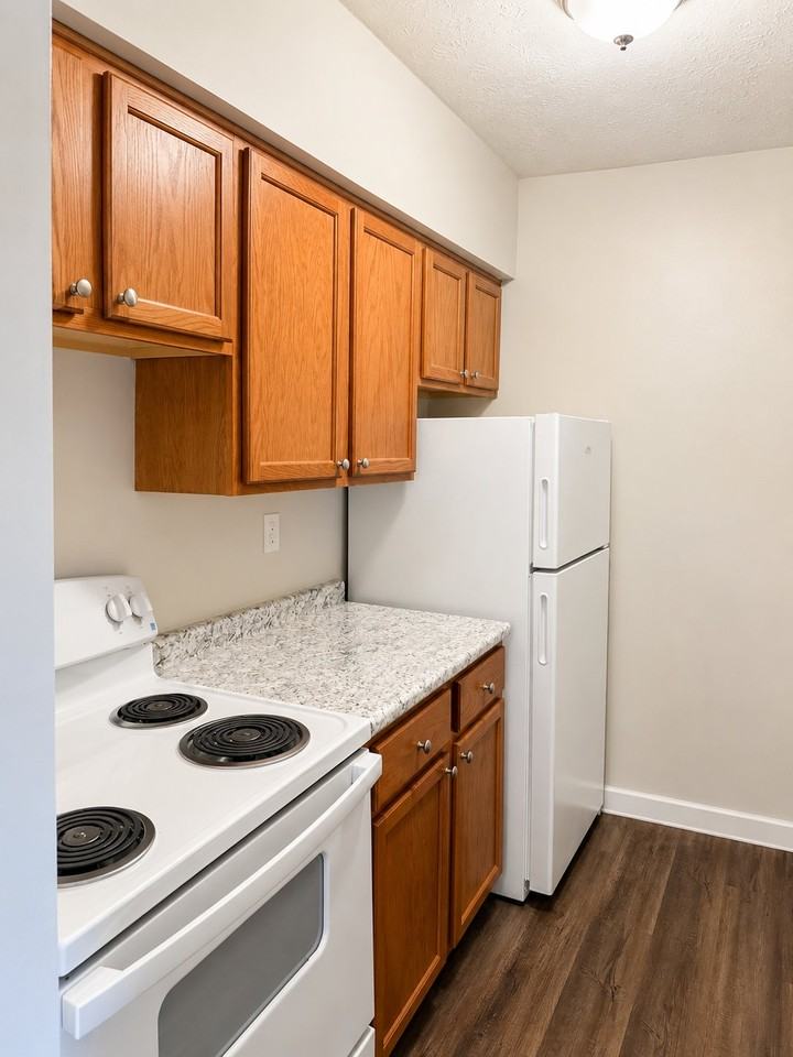 2065 Sutton Ave #11 - Photo 5 of 10