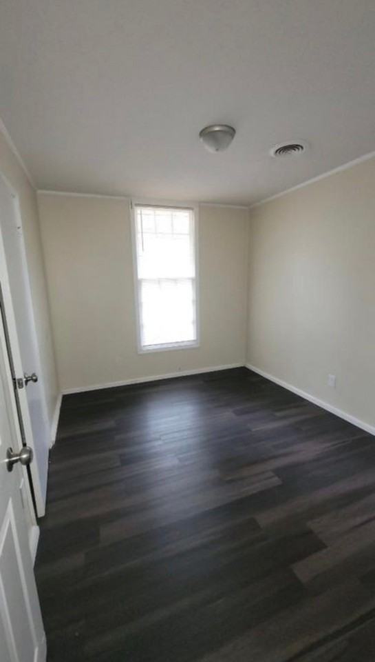 308 Forrestal Ln - Photo 6 of 10