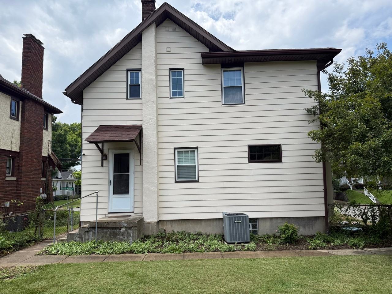3944 Marburg Ave - Photo 5 of 6
