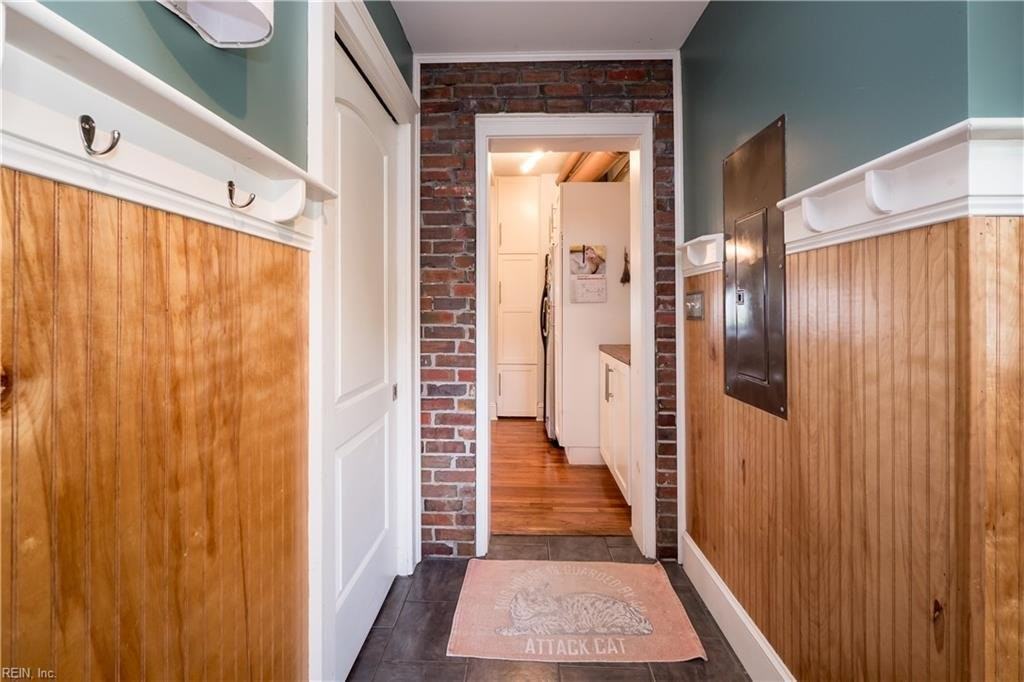 130 W Leicester Ave - Photo 6 of 19