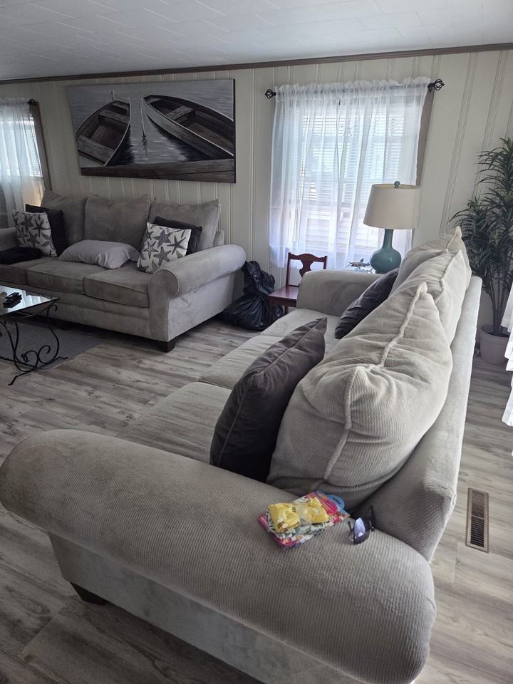 14 Mckay Ave - Photo 5 of 19