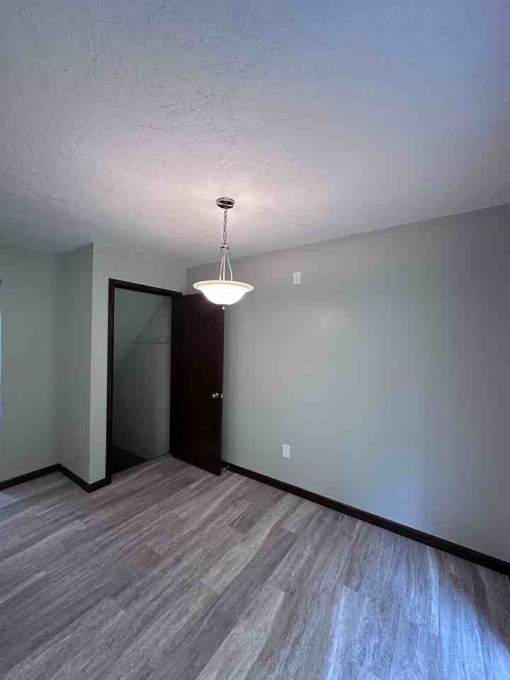 4125 Cooper Rd - Photo 5 of 20