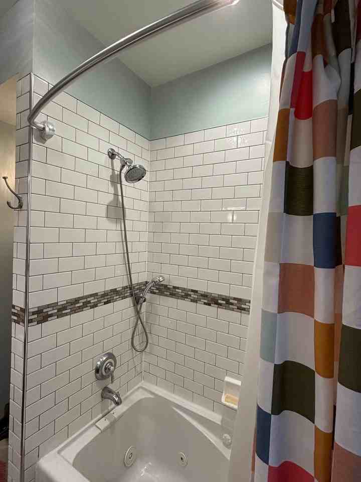 3838 N Bernard St #A - Photo 6 of 9