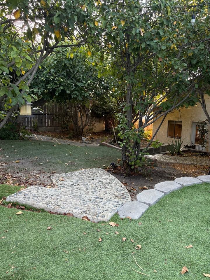 538 Kendall Ave - Photo 5 of 16