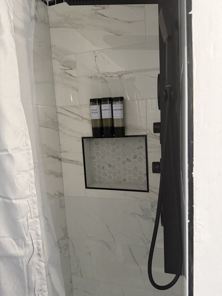 1700 S Charles St #1F - Photo 3 of 25
