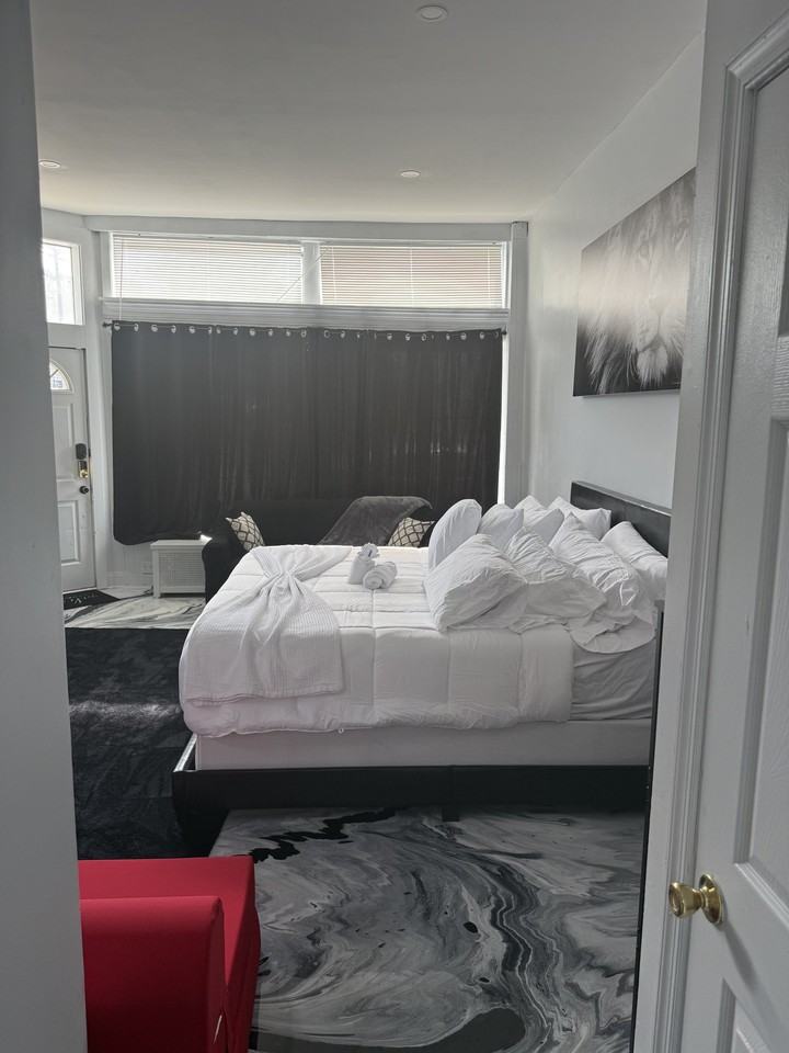 1700 S Charles St #1F - Photo 5 of 25