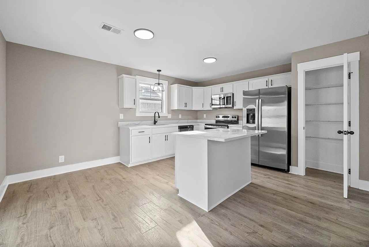340 Cardinal Ln #340 - Photo 7 of 16