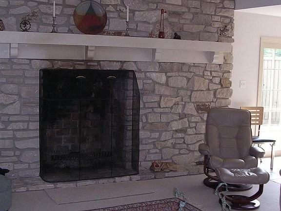 1280 E Southdowns Dr - Photo 2 of 10