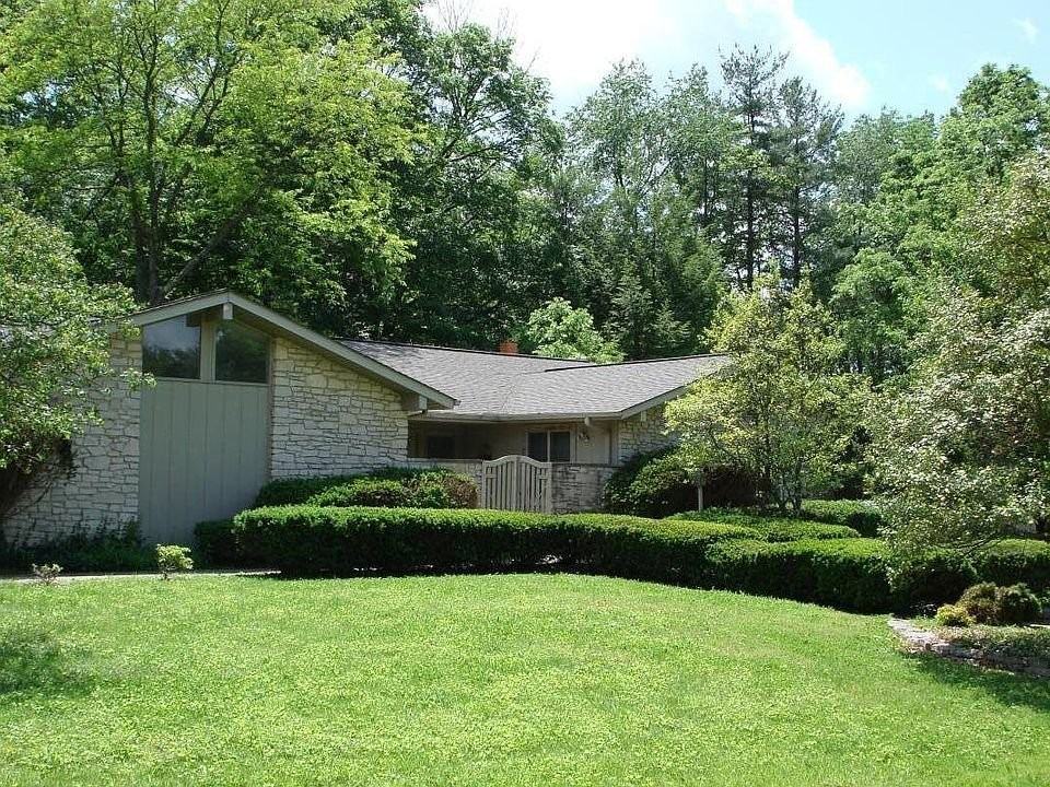 1280 E Southdowns Dr - Photo 6 of 10