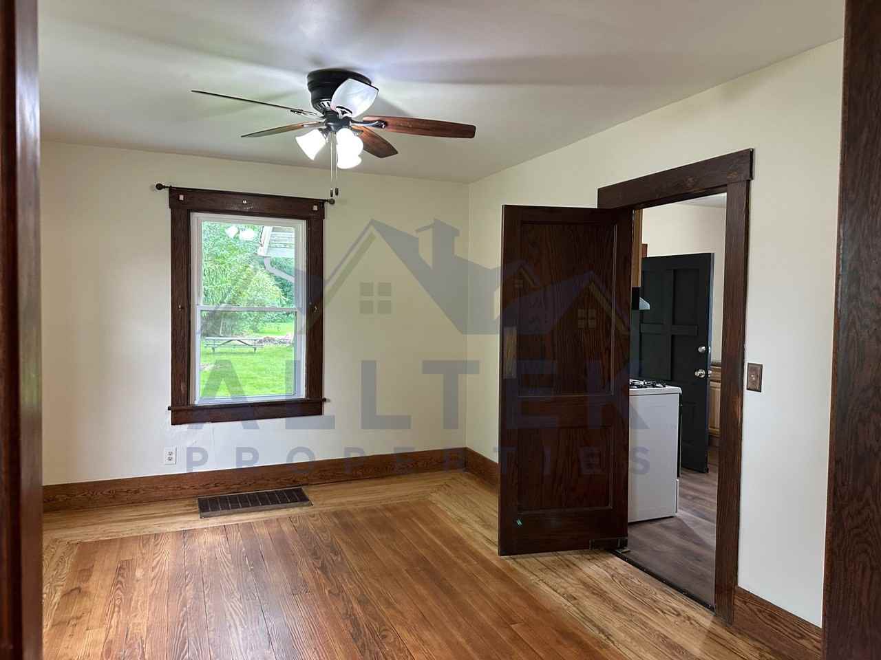 11900 Market St - Photo 4 of 20