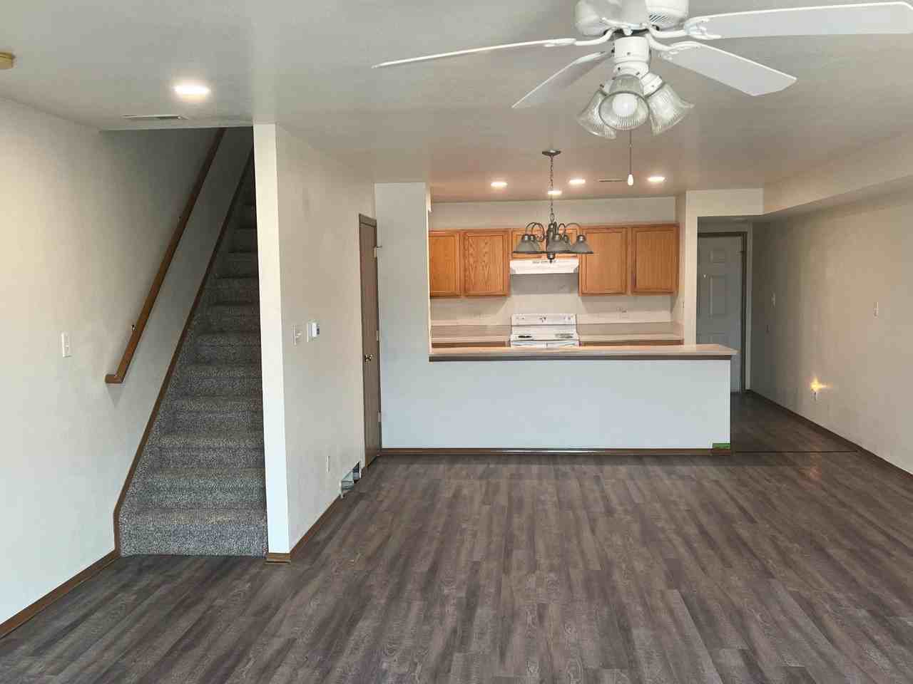 764 E Clarion Dr #3 - Photo 3 of 6