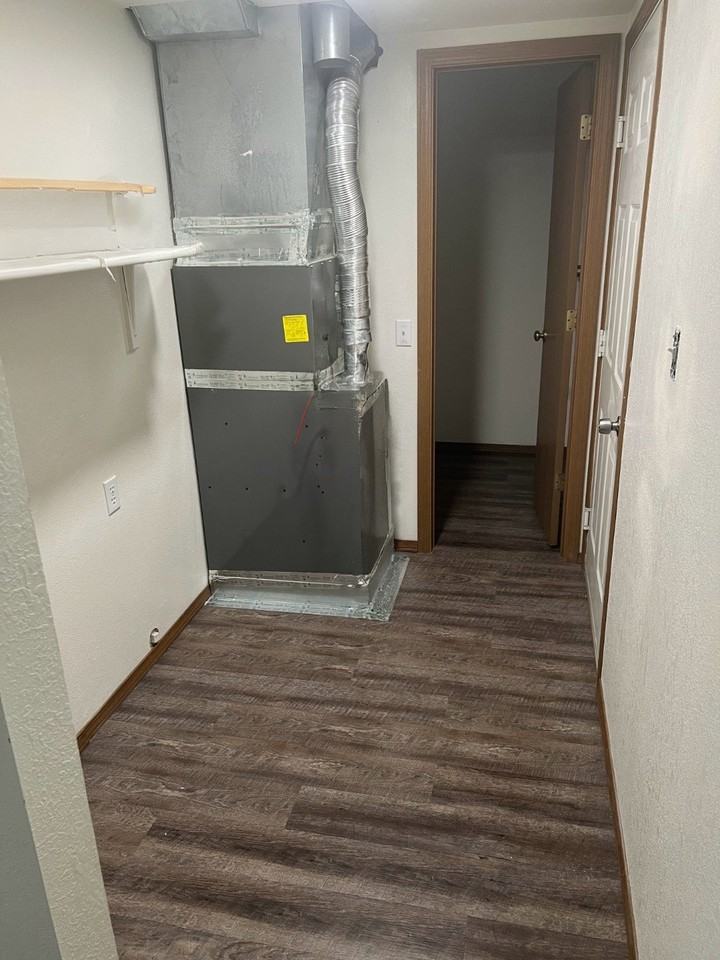764 E Clarion Dr #3 - Photo 5 of 6