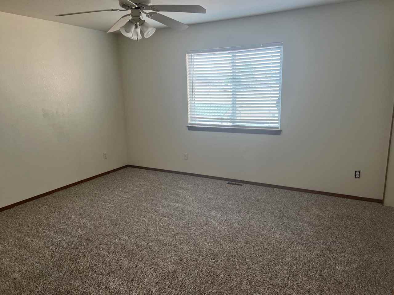 764 E Clarion Dr #3 - Photo 6 of 6