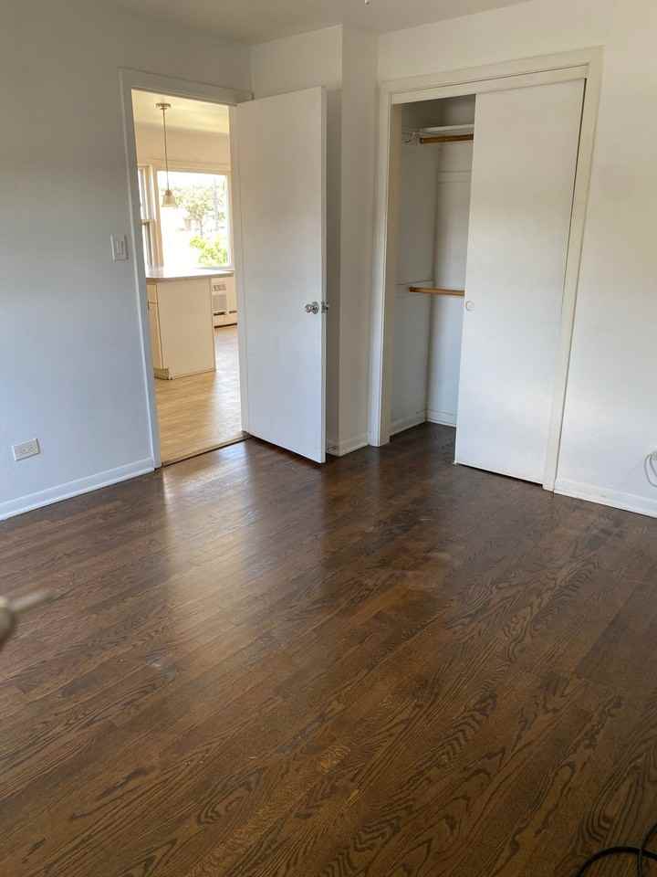 6819 W 79th St - Photo 5 of 8