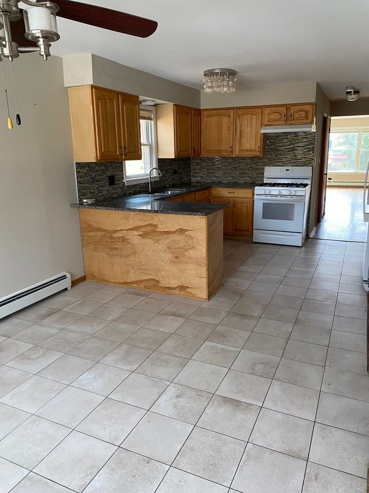 8252 W 95th St - Photo 2 of 13