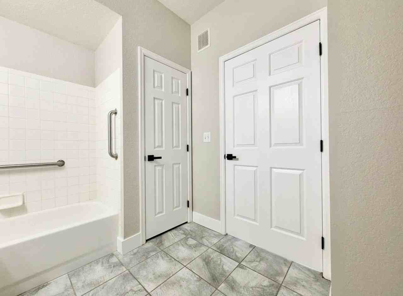 908 S Yampa St #102 - Photo 7 of 11