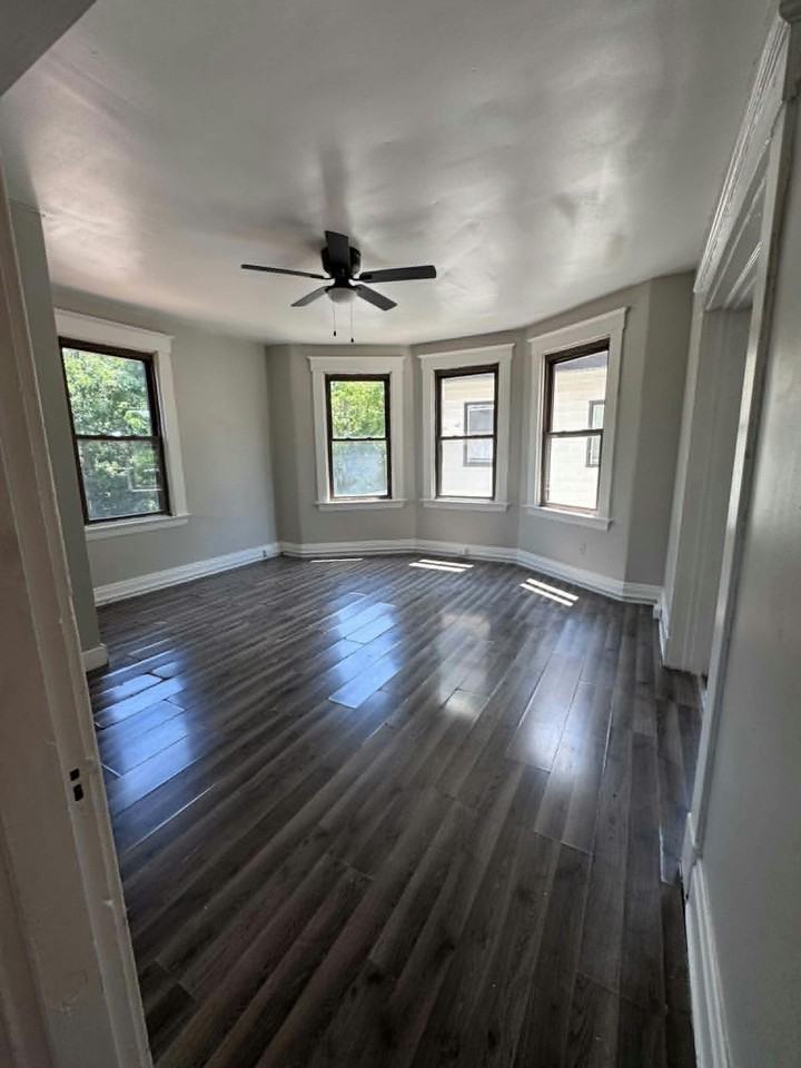 3054 McHenry Avenue, Unit Unit 2 - Photo 2 of 7