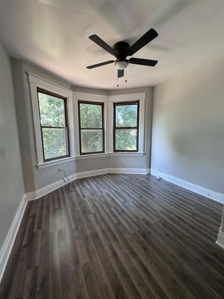 3054 McHenry Avenue, Unit Unit 2 - Photo 7 of 7