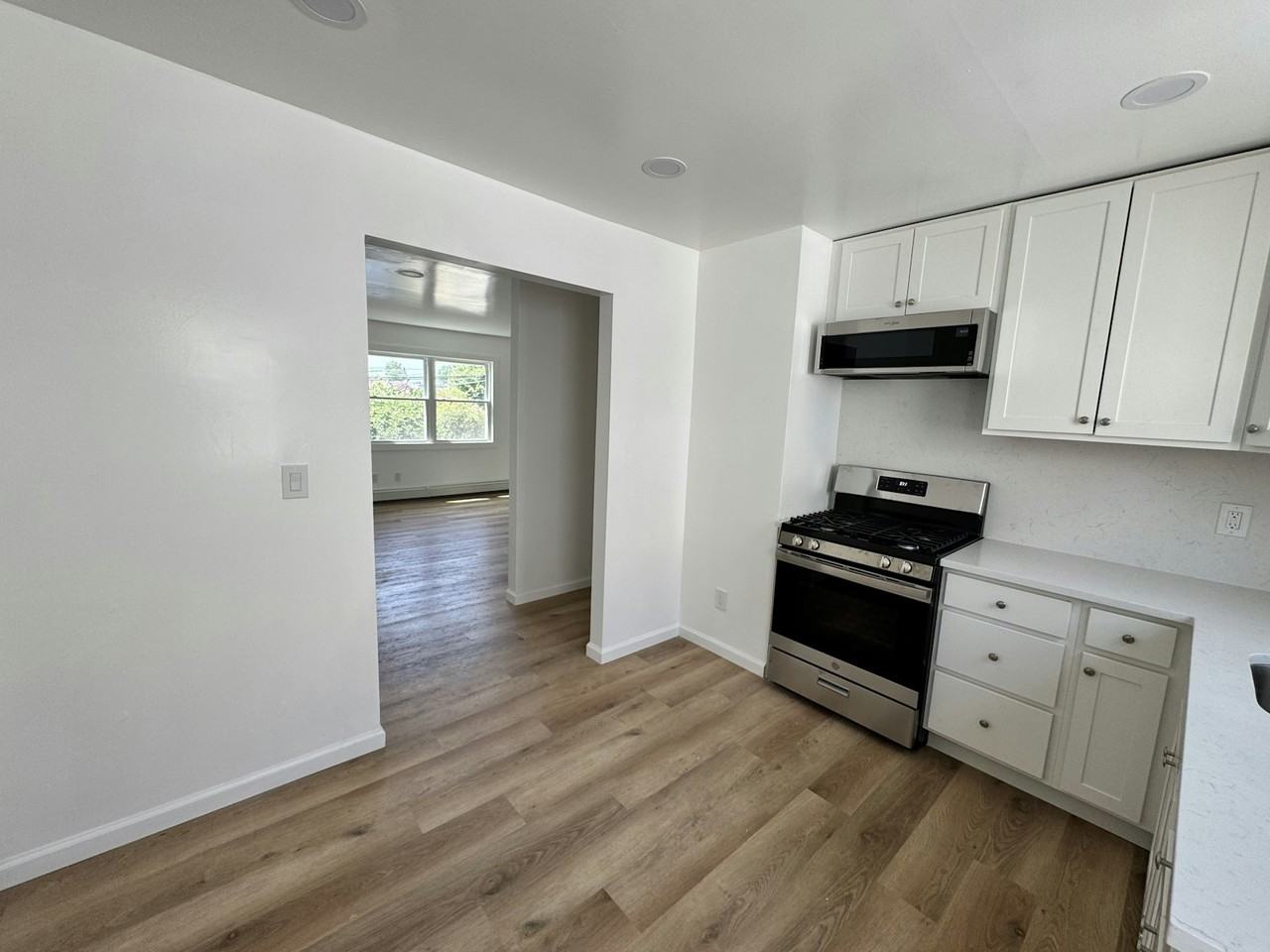 1 West 19th Street, Unit 2L - Photo 7 of 20