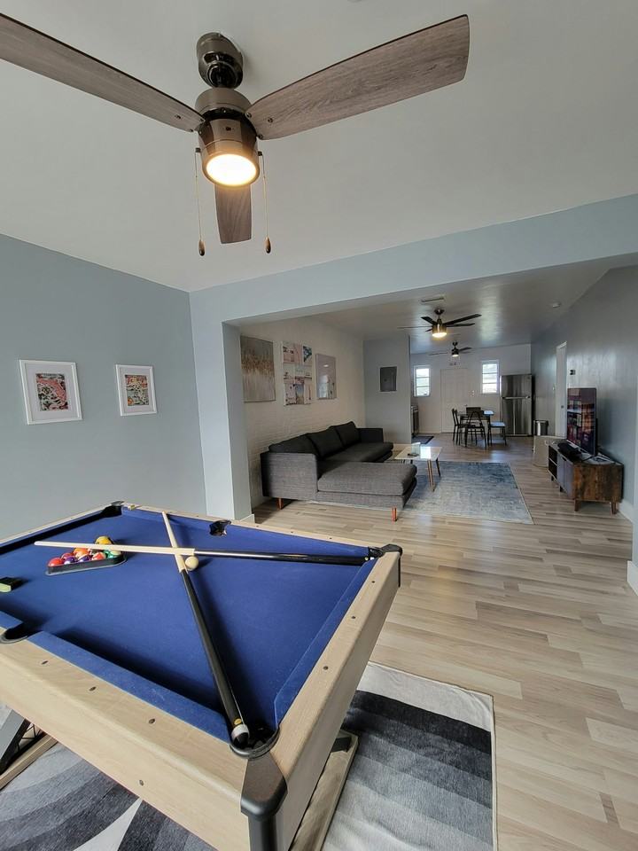 2215 N 20th Ave, Unit 2215 - Photo 3 of 22