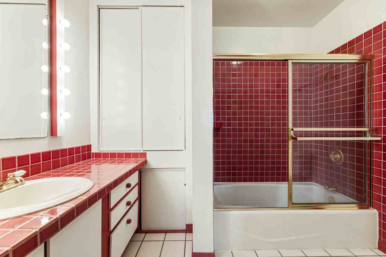 421 North Ontario Street - Photo 7 of 35