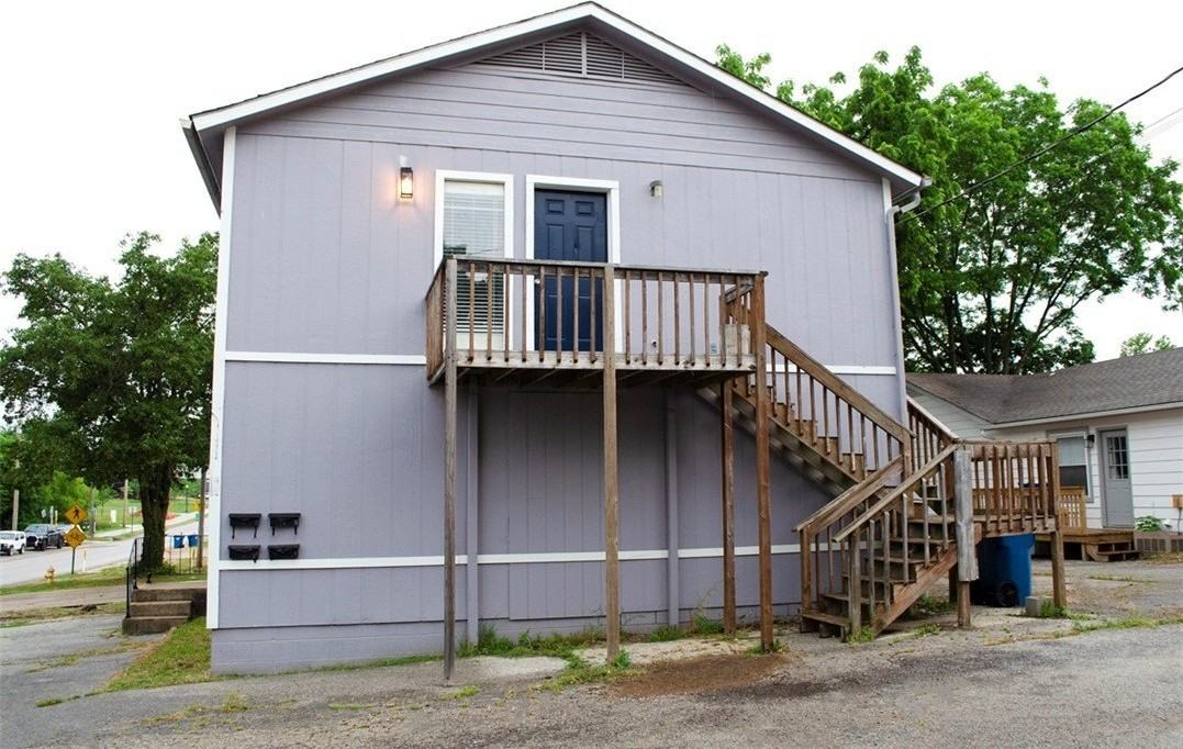 428 Se G St #3 - Photo 2 of 9