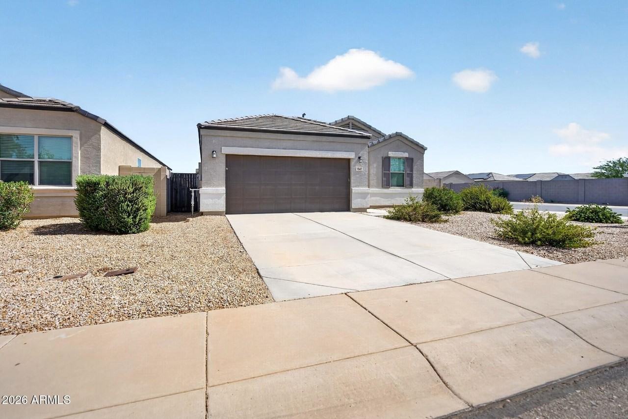 11542 E Wallflower Ln - Photo 3 of 27