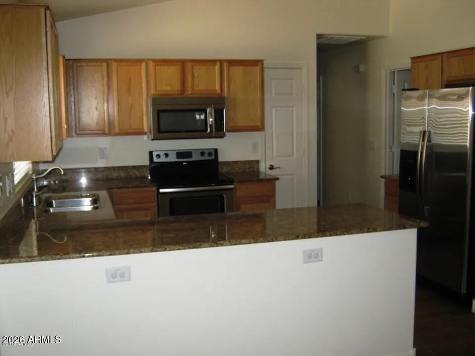 43283 W Cowpath Rd - Photo 2 of 6