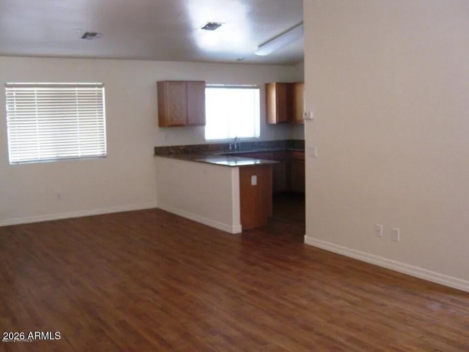 43283 W Cowpath Rd - Photo 3 of 6