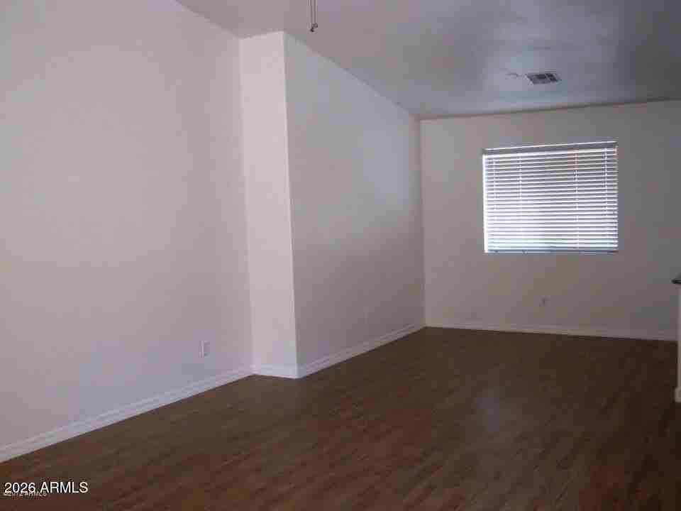 43283 W Cowpath Rd - Photo 4 of 6