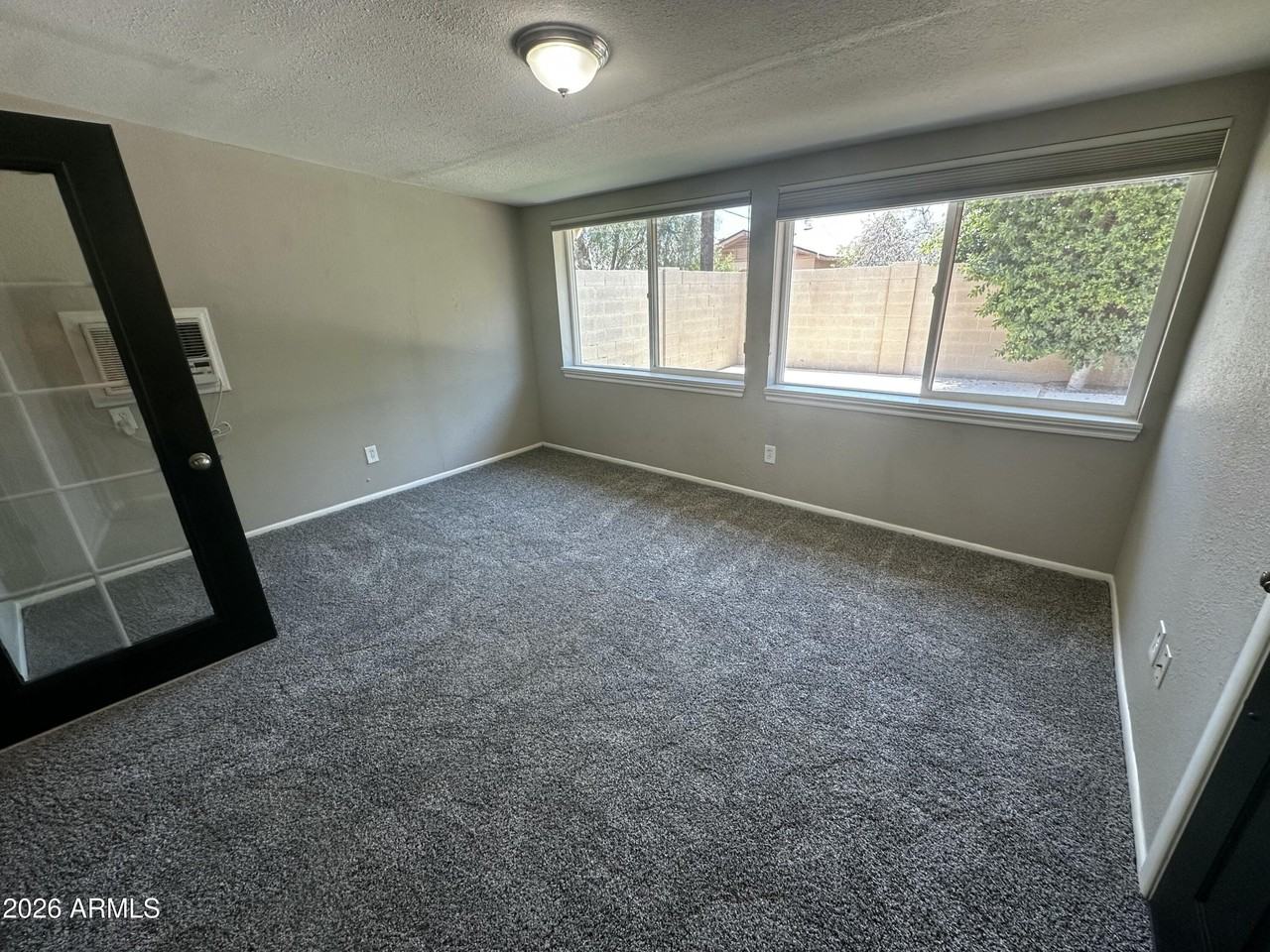 8737 E Jackrabbit Rd - Photo 7 of 25