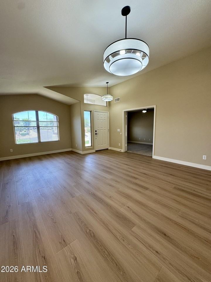 3215 S Brice - Photo 4 of 28