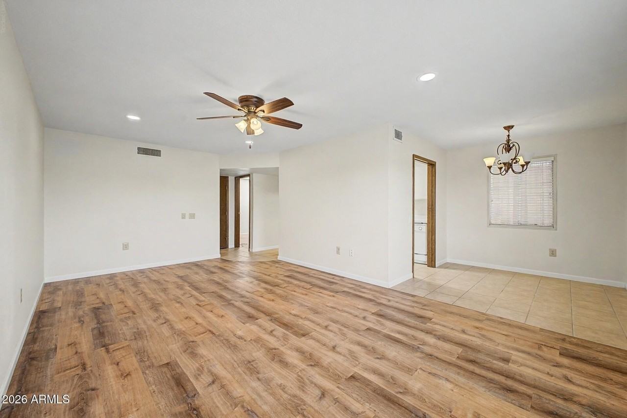 13622 N 98th Ave #C - Photo 5 of 24