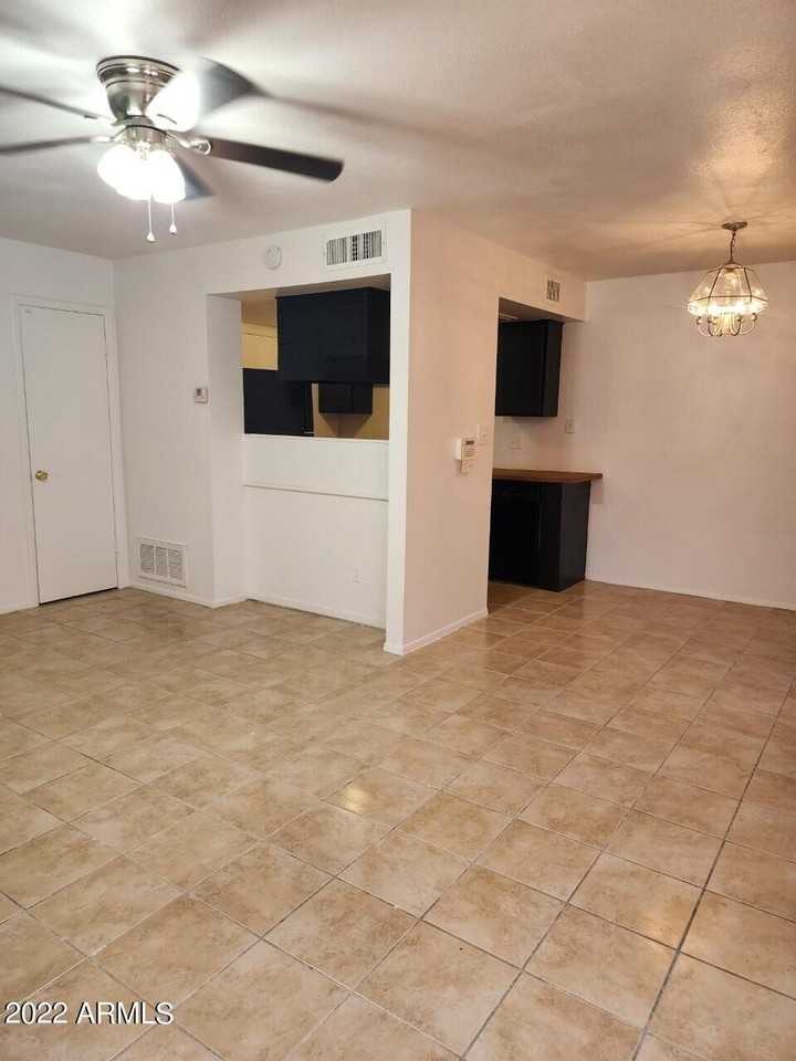 4266 N 68th Dr - Photo 4 of 17
