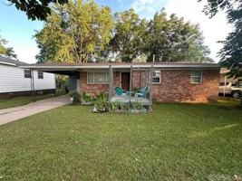 featured image of 513 Hayes St