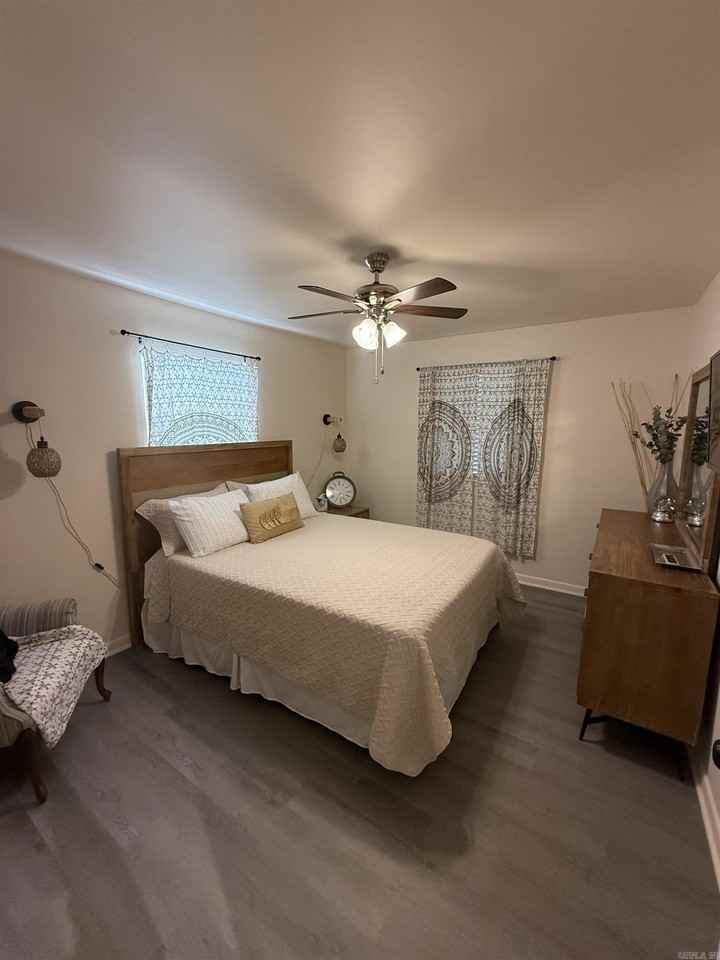 513 Hayes St - Photo 7 of 11